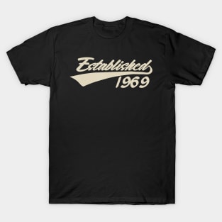 Established 1969 Funny Retro 51st Birthday Gift Men Women T-Shirt T-Shirt